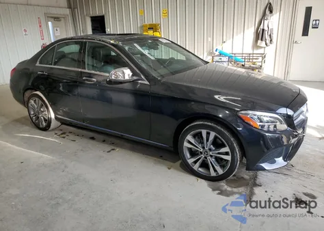 2019 Mercedes-Benz C 300 4Matic из США, поврежденный, VIN 55SWF8EB7KU305631